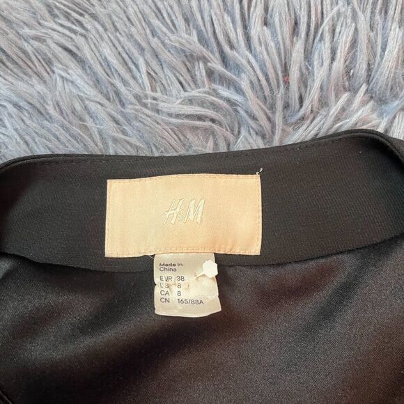 H&M Black Cropped Tuxedo Style Blazer Size 8 - Picture 2 of 5